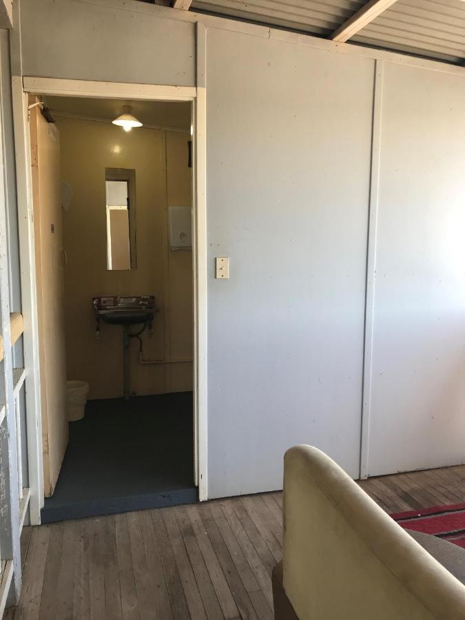 Australian Hotel Winton Budget Hotel Accommodation Exteriör bild